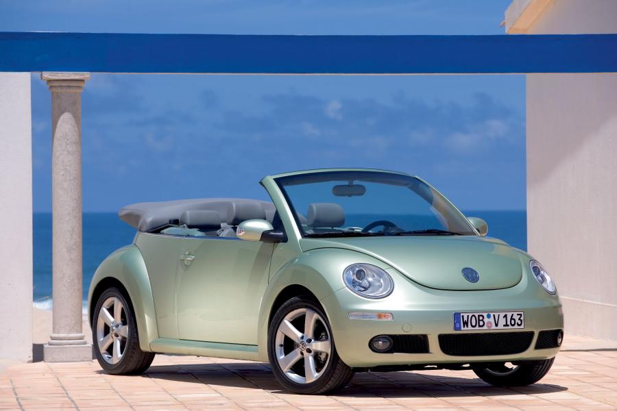  Volkswagen New Beetle Cabriolet 2006 года  (фото 10 из 39)